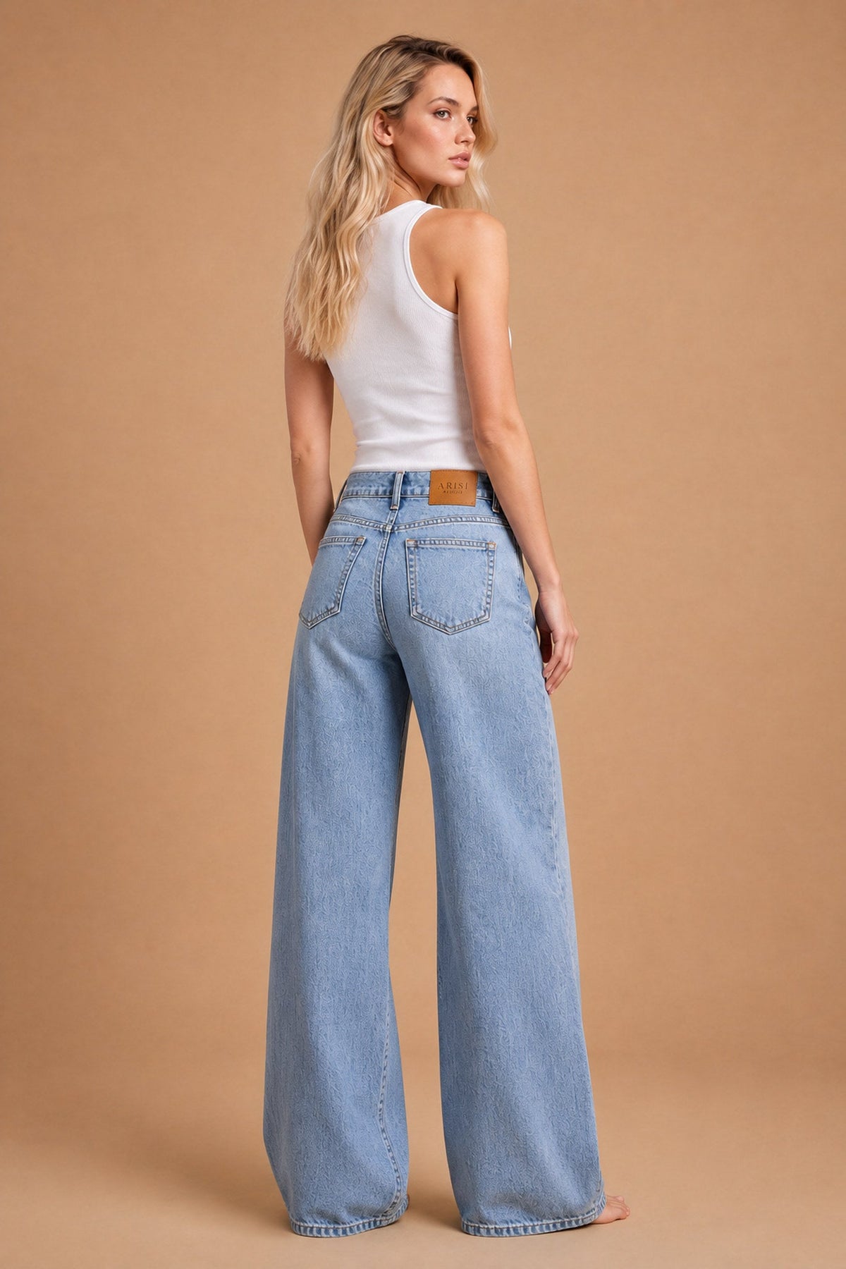 The Larissa by Arisi, back view on model